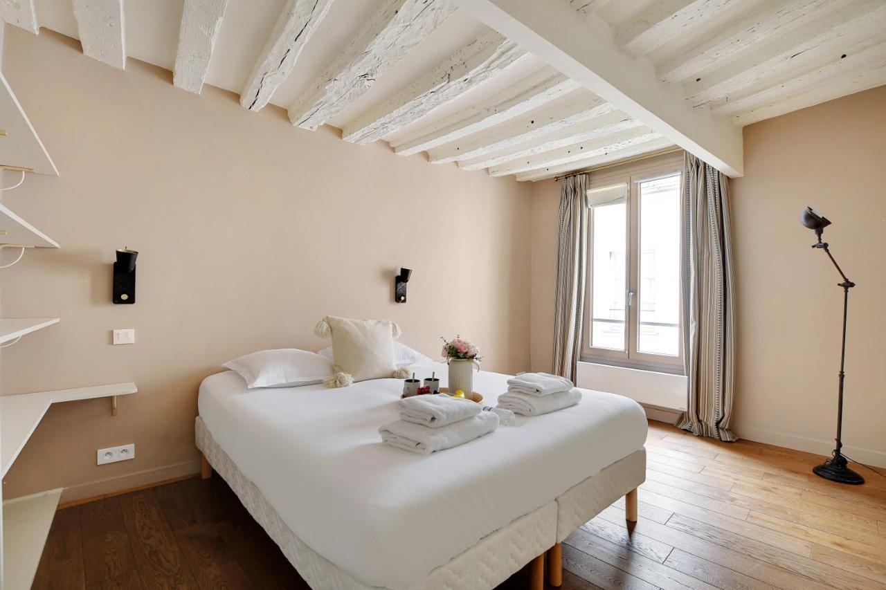 Chic Apartment -1Br-4P- Haut Marais - Republique Париж Екстериор снимка